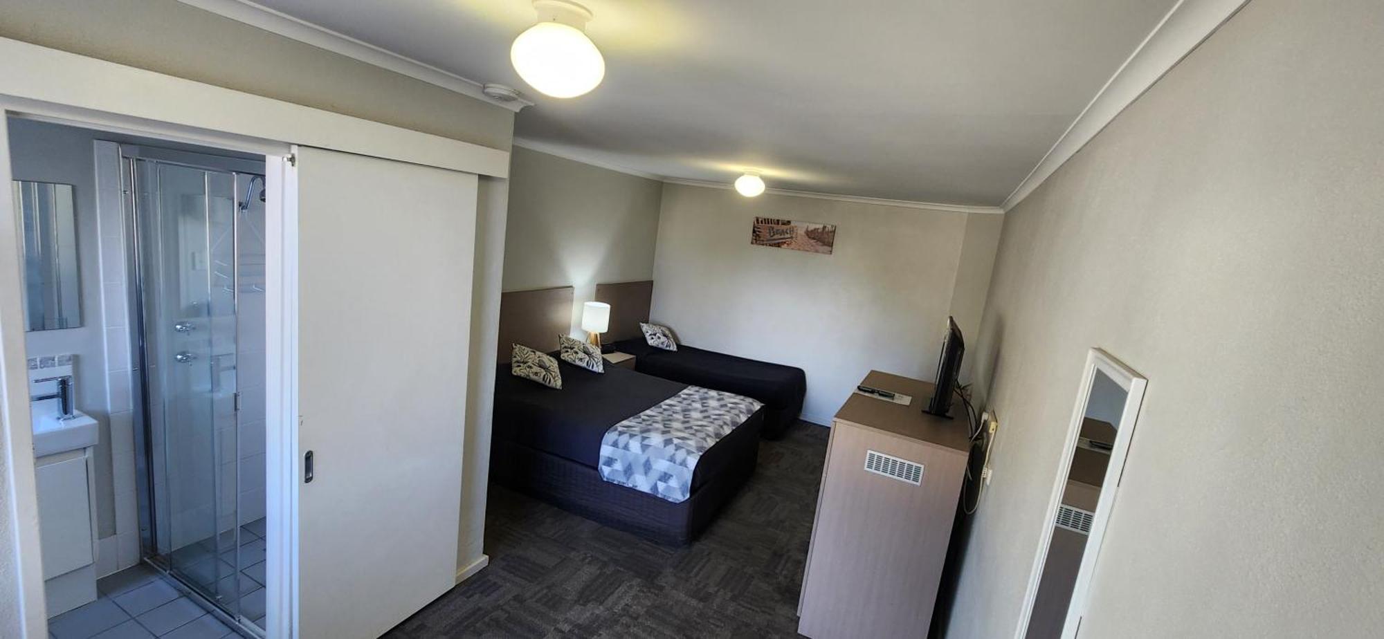 Mandurah Foreshore Motel Exterior photo